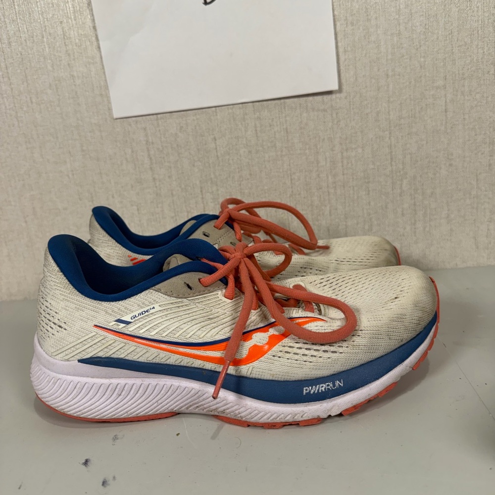Size 7 - Saucony Guide‎ 15 White - S10654-90